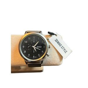 Mad Style Men's Analog Watch - Silver Mesh Band & Black Dial